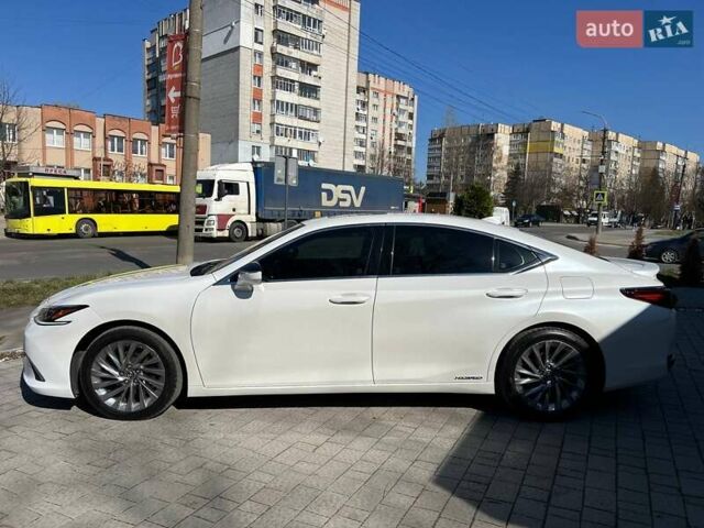Белый Лексус ЕС, объемом двигателя 2.49 л и пробегом 121 тыс. км за 32900 $, фото 3 на Automoto.ua