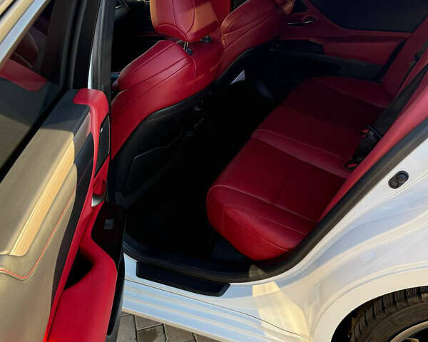 Белый Лексус ЕС, объемом двигателя 3.5 л и пробегом 65 тыс. км за 38000 $, фото 46 на Automoto.ua