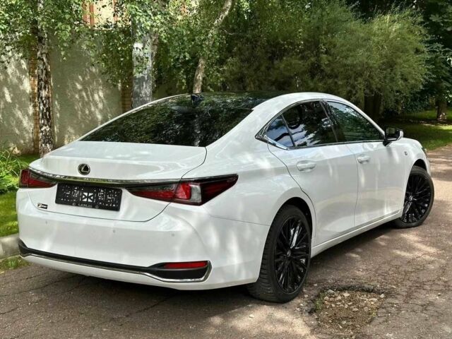 Белый Лексус ЕС, объемом двигателя 3.5 л и пробегом 59 тыс. км за 19700 $, фото 8 на Automoto.ua