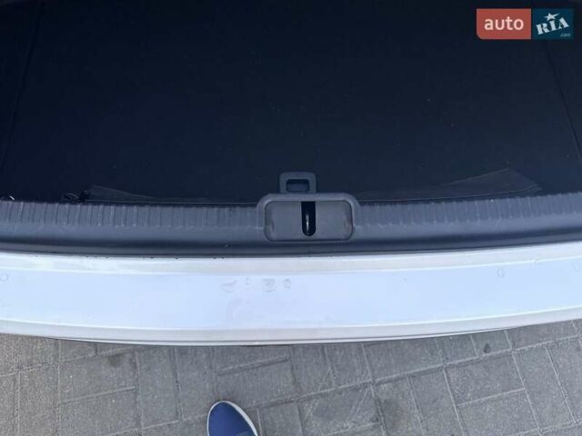 Білий Лексус ЕС, об'ємом двигуна 2.49 л та пробігом 52 тис. км за 34500 $, фото 37 на Automoto.ua