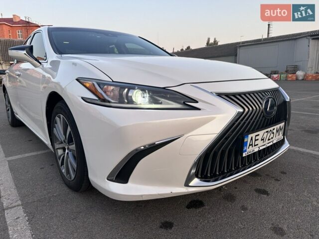 Білий Лексус ЕС, об'ємом двигуна 2.49 л та пробігом 65 тис. км за 35000 $, фото 6 на Automoto.ua