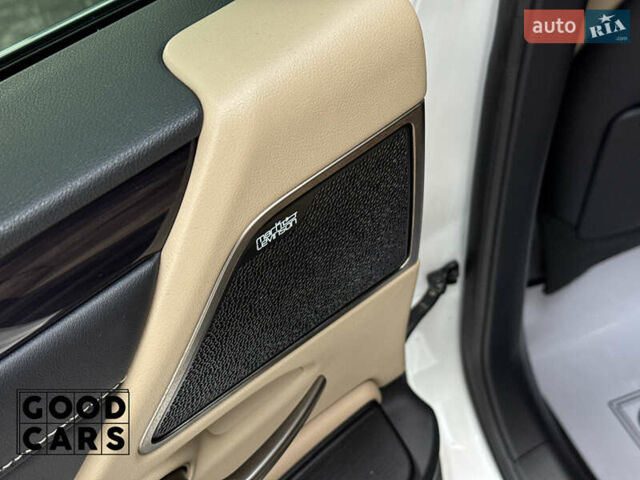 Білий Лексус ЕС, об'ємом двигуна 2.49 л та пробігом 73 тис. км за 43500 $, фото 28 на Automoto.ua
