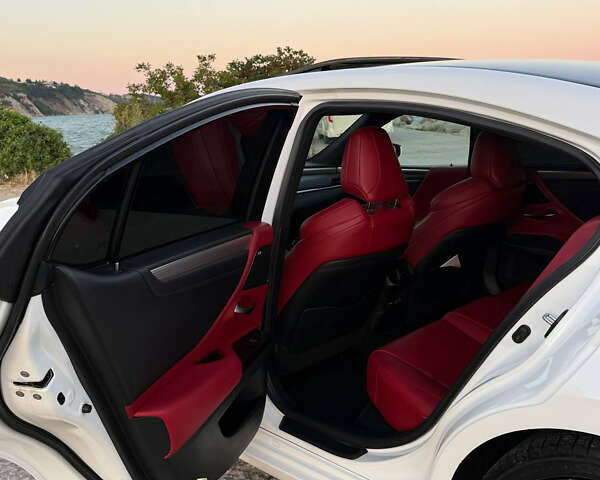 Белый Лексус ЕС, объемом двигателя 3.5 л и пробегом 65 тыс. км за 38000 $, фото 3 на Automoto.ua