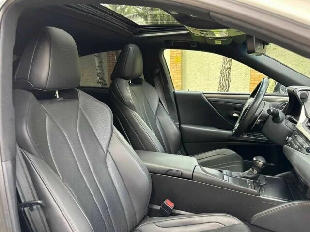 Белый Лексус ЕС, объемом двигателя 3.5 л и пробегом 59 тыс. км за 19700 $, фото 11 на Automoto.ua