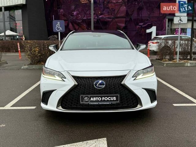 Белый Лексус ЕС, объемом двигателя 2.49 л и пробегом 84 тыс. км за 44990 $, фото 2 на Automoto.ua