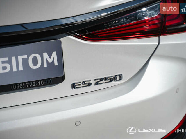 Белый Лексус ЕС, объемом двигателя 2.49 л и пробегом 67 тыс. км за 37500 $, фото 38 на Automoto.ua