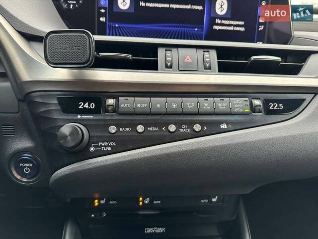 Белый Лексус ЕС, объемом двигателя 2.49 л и пробегом 84 тыс. км за 44990 $, фото 25 на Automoto.ua