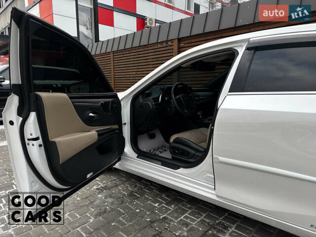 Білий Лексус ЕС, об'ємом двигуна 2.49 л та пробігом 73 тис. км за 43500 $, фото 21 на Automoto.ua