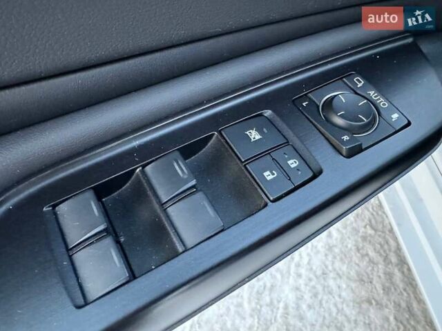 Белый Лексус ЕС, объемом двигателя 2.49 л и пробегом 84 тыс. км за 36990 $, фото 14 на Automoto.ua