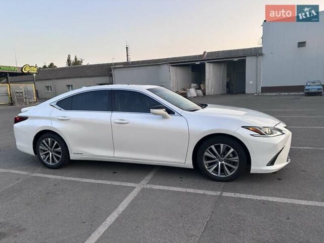 Білий Лексус ЕС, об'ємом двигуна 2.49 л та пробігом 52 тис. км за 34500 $, фото 2 на Automoto.ua