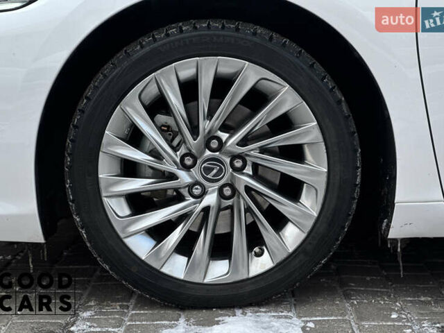 Білий Лексус ЕС, об'ємом двигуна 2.49 л та пробігом 73 тис. км за 43500 $, фото 12 на Automoto.ua