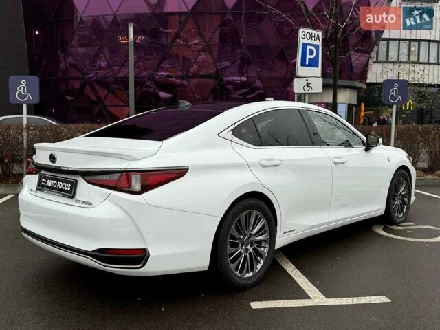 Белый Лексус ЕС, объемом двигателя 2.49 л и пробегом 84 тыс. км за 44990 $, фото 6 на Automoto.ua