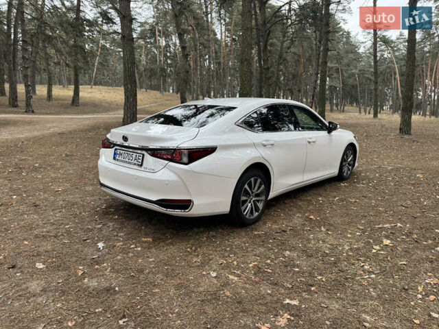 Білий Лексус ЕС, об'ємом двигуна 2.49 л та пробігом 82 тис. км за 33500 $, фото 4 на Automoto.ua