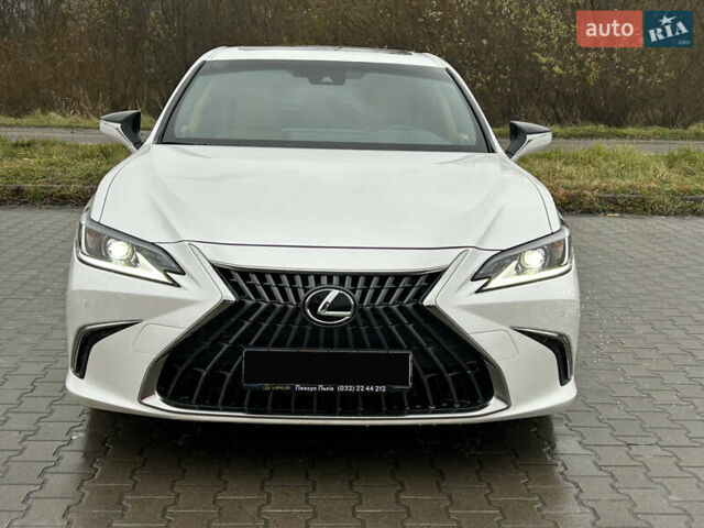 Белый Лексус ЕС, объемом двигателя 2.49 л и пробегом 51 тыс. км за 41900 $, фото 21 на Automoto.ua