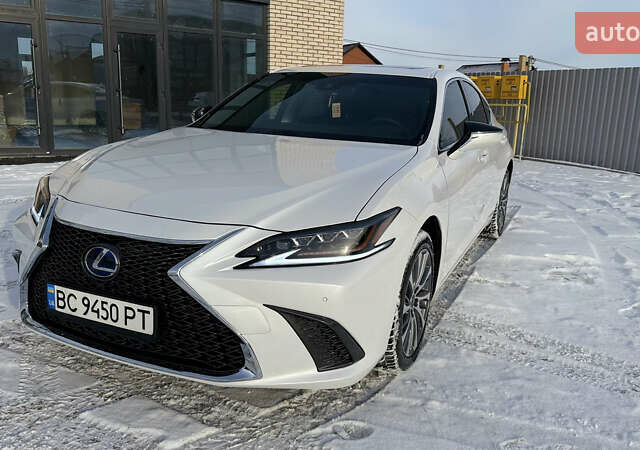 Белый Лексус ЕС, объемом двигателя 2.49 л и пробегом 59 тыс. км за 35500 $, фото 2 на Automoto.ua