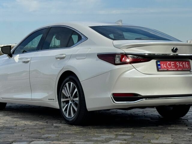 Білий Лексус ЕС, об'ємом двигуна 2.5 л та пробігом 77 тис. км за 39500 $, фото 2 на Automoto.ua