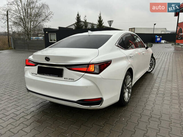 Белый Лексус ЕС, объемом двигателя 2.49 л и пробегом 51 тыс. км за 41900 $, фото 9 на Automoto.ua