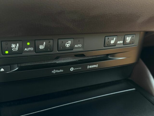 Білий Лексус ЕС, об'ємом двигуна 2.5 л та пробігом 77 тис. км за 39500 $, фото 22 на Automoto.ua