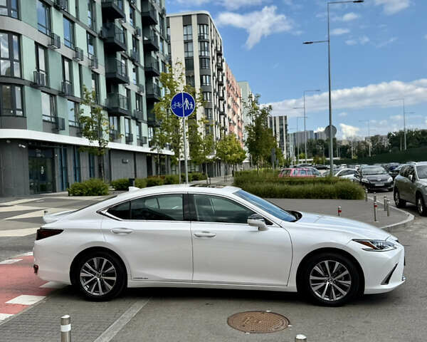 Білий Лексус ЕС, об'ємом двигуна 2.49 л та пробігом 22 тис. км за 37800 $, фото 5 на Automoto.ua