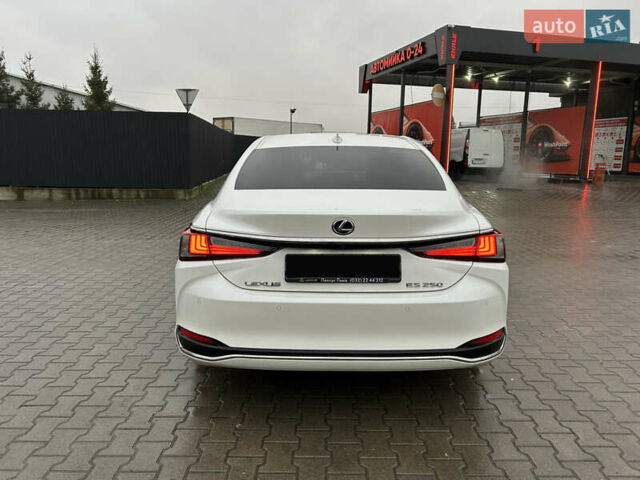 Белый Лексус ЕС, объемом двигателя 2.49 л и пробегом 51 тыс. км за 41900 $, фото 7 на Automoto.ua
