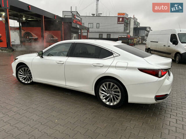 Белый Лексус ЕС, объемом двигателя 2.49 л и пробегом 51 тыс. км за 41900 $, фото 5 на Automoto.ua