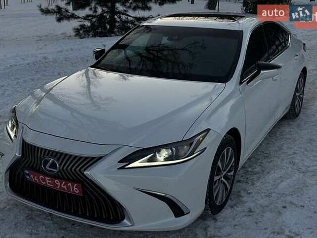 Белый Лексус ЕС, объемом двигателя 2.49 л и пробегом 81 тыс. км за 35000 $, фото 10 на Automoto.ua