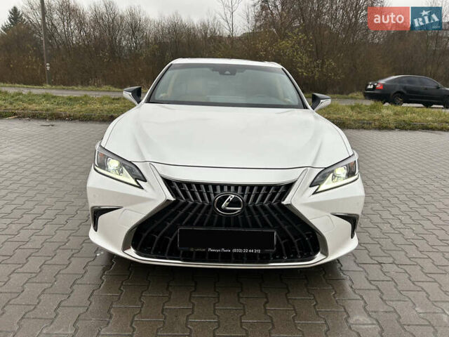 Белый Лексус ЕС, объемом двигателя 2.49 л и пробегом 51 тыс. км за 41900 $, фото 14 на Automoto.ua
