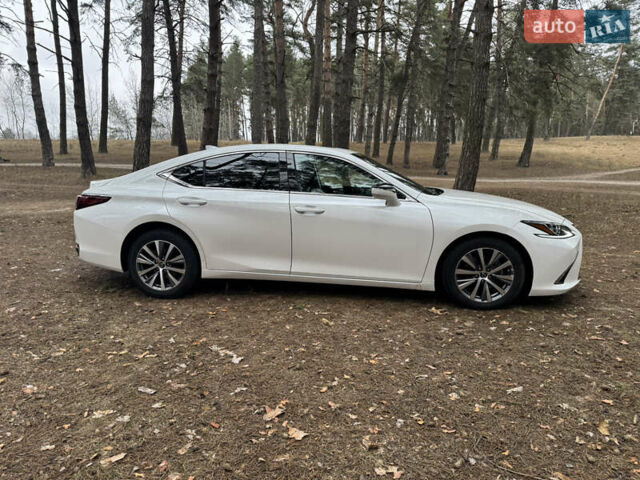 Білий Лексус ЕС, об'ємом двигуна 2.49 л та пробігом 82 тис. км за 33500 $, фото 3 на Automoto.ua