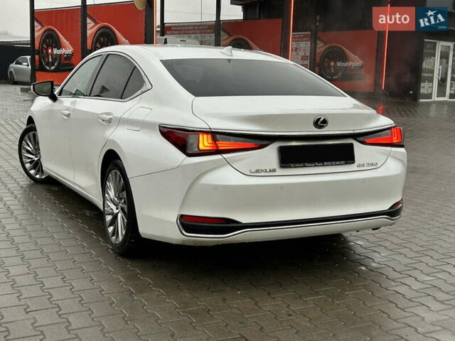 Белый Лексус ЕС, объемом двигателя 2.49 л и пробегом 51 тыс. км за 41900 $, фото 16 на Automoto.ua