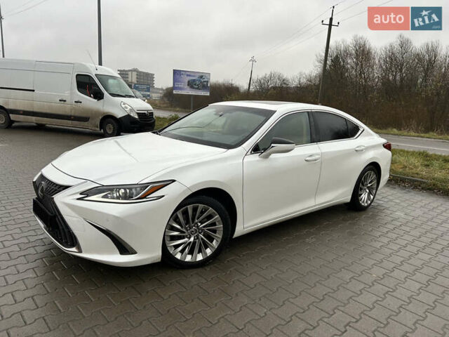 Белый Лексус ЕС, объемом двигателя 2.49 л и пробегом 51 тыс. км за 41900 $, фото 1 на Automoto.ua