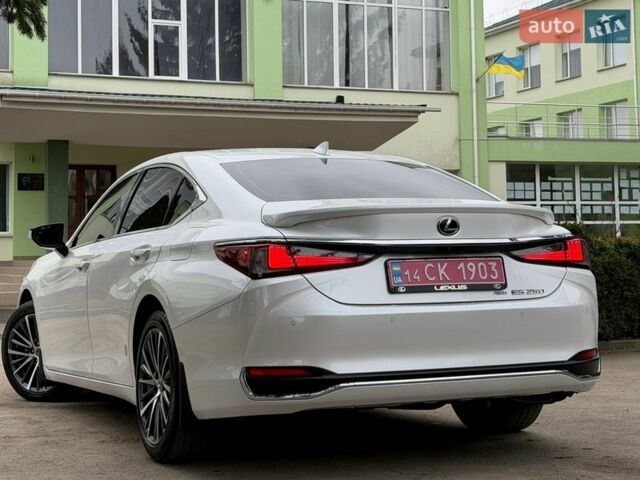 Белый Лексус ЕС, объемом двигателя 2.49 л и пробегом 64 тыс. км за 36400 $, фото 15 на Automoto.ua