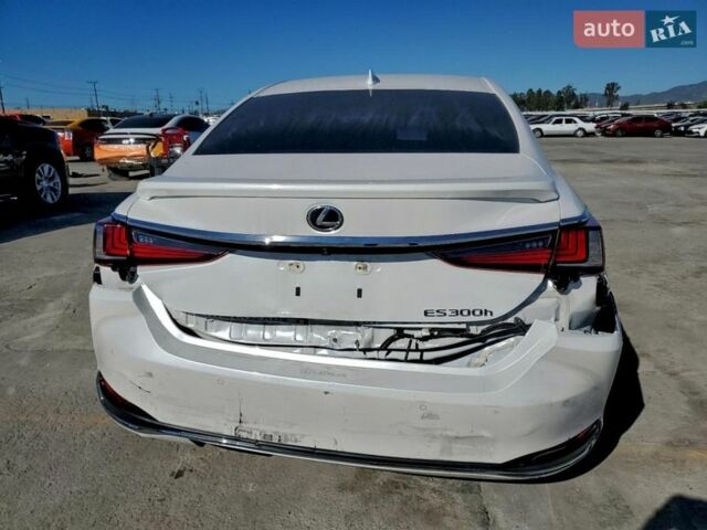 Белый Лексус ЕС, объемом двигателя 2.5 л и пробегом 29 тыс. км за 11000 $, фото 5 на Automoto.ua