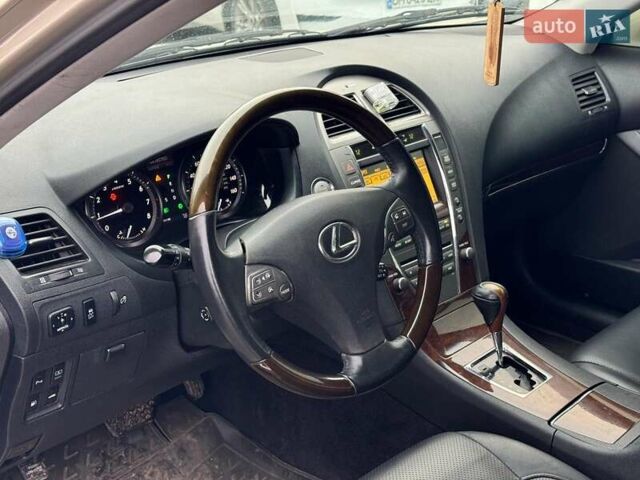 Бежевий Лексус ЕС, об'ємом двигуна 3.5 л та пробігом 298 тис. км за 11890 $, фото 12 на Automoto.ua