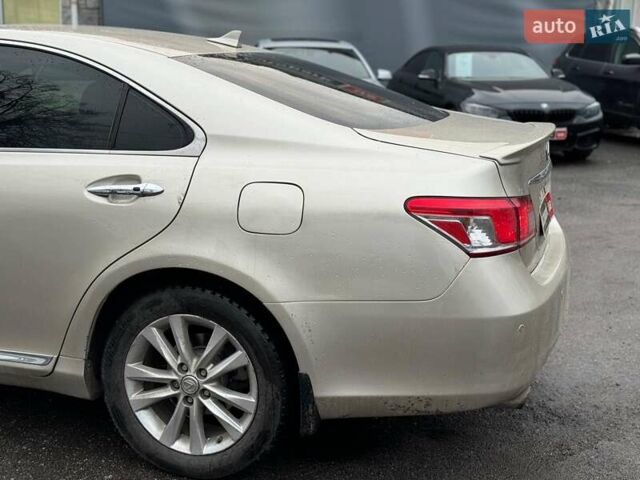 Бежевий Лексус ЕС, об'ємом двигуна 3.5 л та пробігом 298 тис. км за 11890 $, фото 7 на Automoto.ua