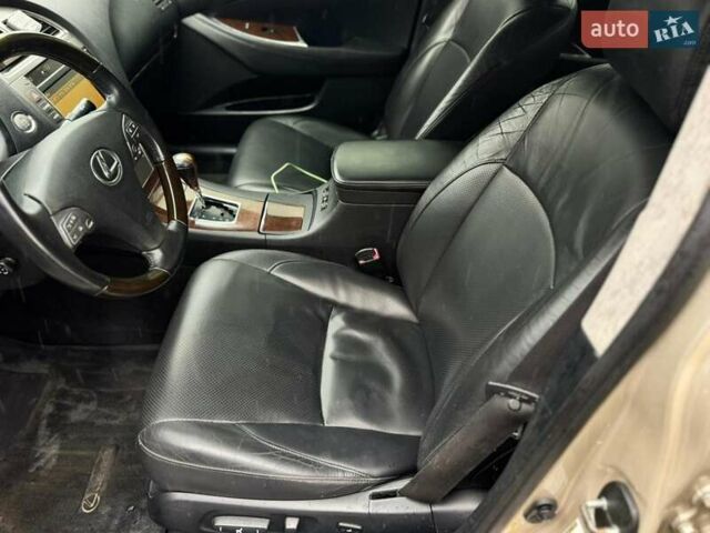 Бежевый Лексус ЕС, объемом двигателя 3.5 л и пробегом 292 тыс. км за 11100 $, фото 9 на Automoto.ua