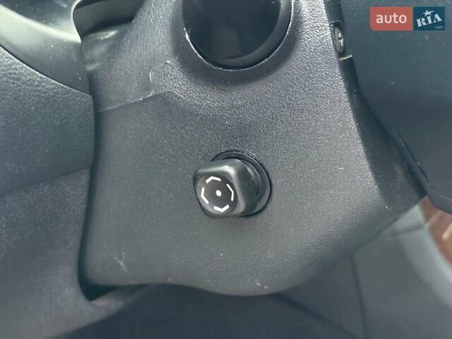 Бежевий Лексус ЕС, об'ємом двигуна 3.5 л та пробігом 298 тис. км за 11890 $, фото 13 на Automoto.ua