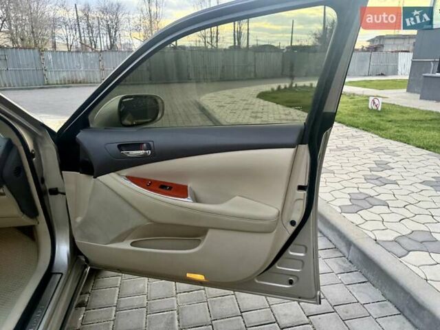 Бежевый Лексус ЕС, объемом двигателя 3.46 л и пробегом 257 тыс. км за 12900 $, фото 43 на Automoto.ua