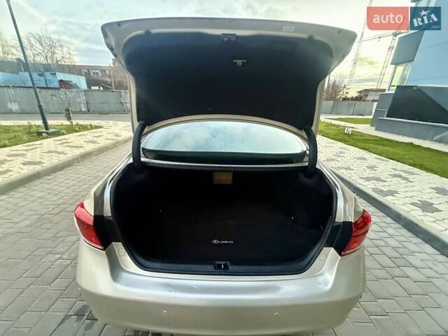 Бежевый Лексус ЕС, объемом двигателя 3.46 л и пробегом 257 тыс. км за 12900 $, фото 70 на Automoto.ua