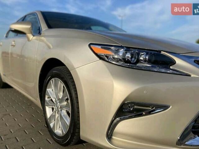 Бежевый Лексус ЕС, объемом двигателя 2.49 л и пробегом 145 тыс. км за 15000 $, фото 10 на Automoto.ua