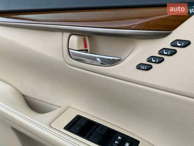 Бежевый Лексус ЕС, объемом двигателя 2.49 л и пробегом 145 тыс. км за 15000 $, фото 14 на Automoto.ua