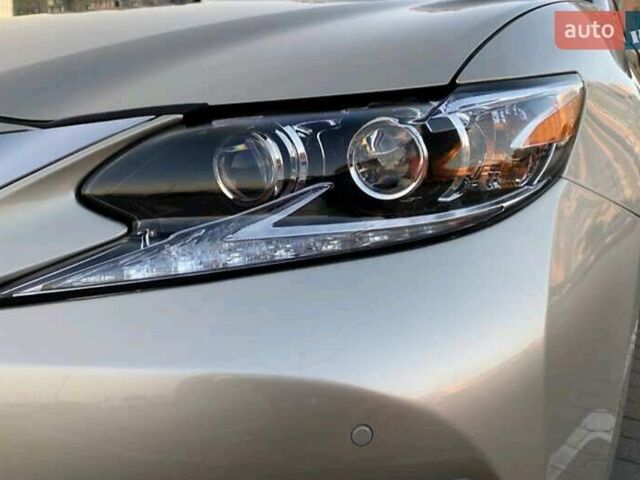 Бежевый Лексус ЕС, объемом двигателя 2.49 л и пробегом 145 тыс. км за 15000 $, фото 9 на Automoto.ua