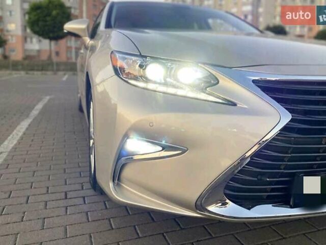 Бежевый Лексус ЕС, объемом двигателя 2.49 л и пробегом 145 тыс. км за 15000 $, фото 1 на Automoto.ua
