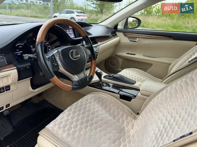 Бежевий Лексус ЕС, об'ємом двигуна 2.49 л та пробігом 256 тис. км за 15000 $, фото 8 на Automoto.ua