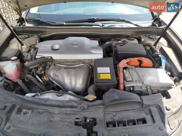 Лексус ЕС 2015 в Киеве на Automoto.ua Бежевый Лексус ЕС, объемом двигателя 2.5 л и пробегом 92 тыс. км за 22900 $, фото 7 на Automoto.ua