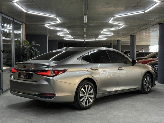 Бежевый Лексус ЕС, объемом двигателя 2.5 л и пробегом 2 тыс. км за 34900 $, фото 10 на Automoto.ua