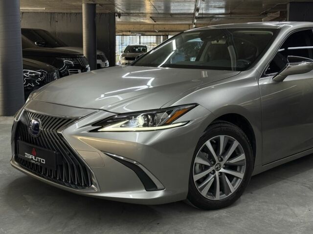 Бежевый Лексус ЕС, объемом двигателя 2.5 л и пробегом 2 тыс. км за 34900 $, фото 7 на Automoto.ua