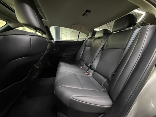 Бежевый Лексус ЕС, объемом двигателя 2.5 л и пробегом 2 тыс. км за 34900 $, фото 18 на Automoto.ua