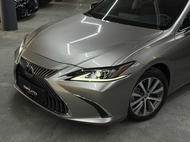 Бежевый Лексус ЕС, объемом двигателя 2.5 л и пробегом 2 тыс. км за 34900 $, фото 5 на Automoto.ua