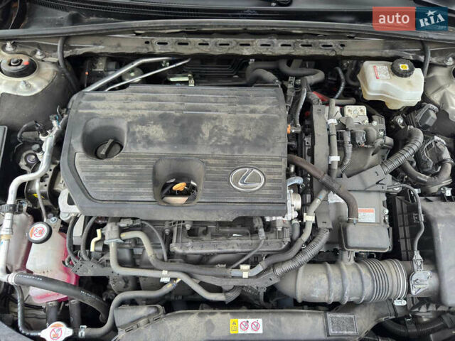 Бежевый Лексус ЕС, объемом двигателя 2.49 л и пробегом 40 тыс. км за 43900 $, фото 64 на Automoto.ua