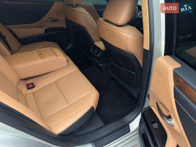 Бежевый Лексус ЕС, объемом двигателя 2.49 л и пробегом 40 тыс. км за 43900 $, фото 25 на Automoto.ua